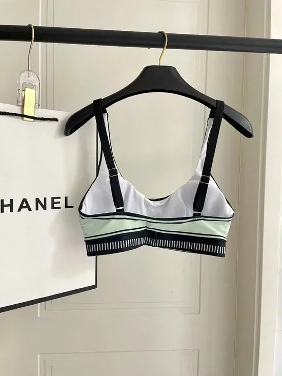 ALO Vest Set - Pants Set - Yoga Set Womens Size L - Picture 7 of 7